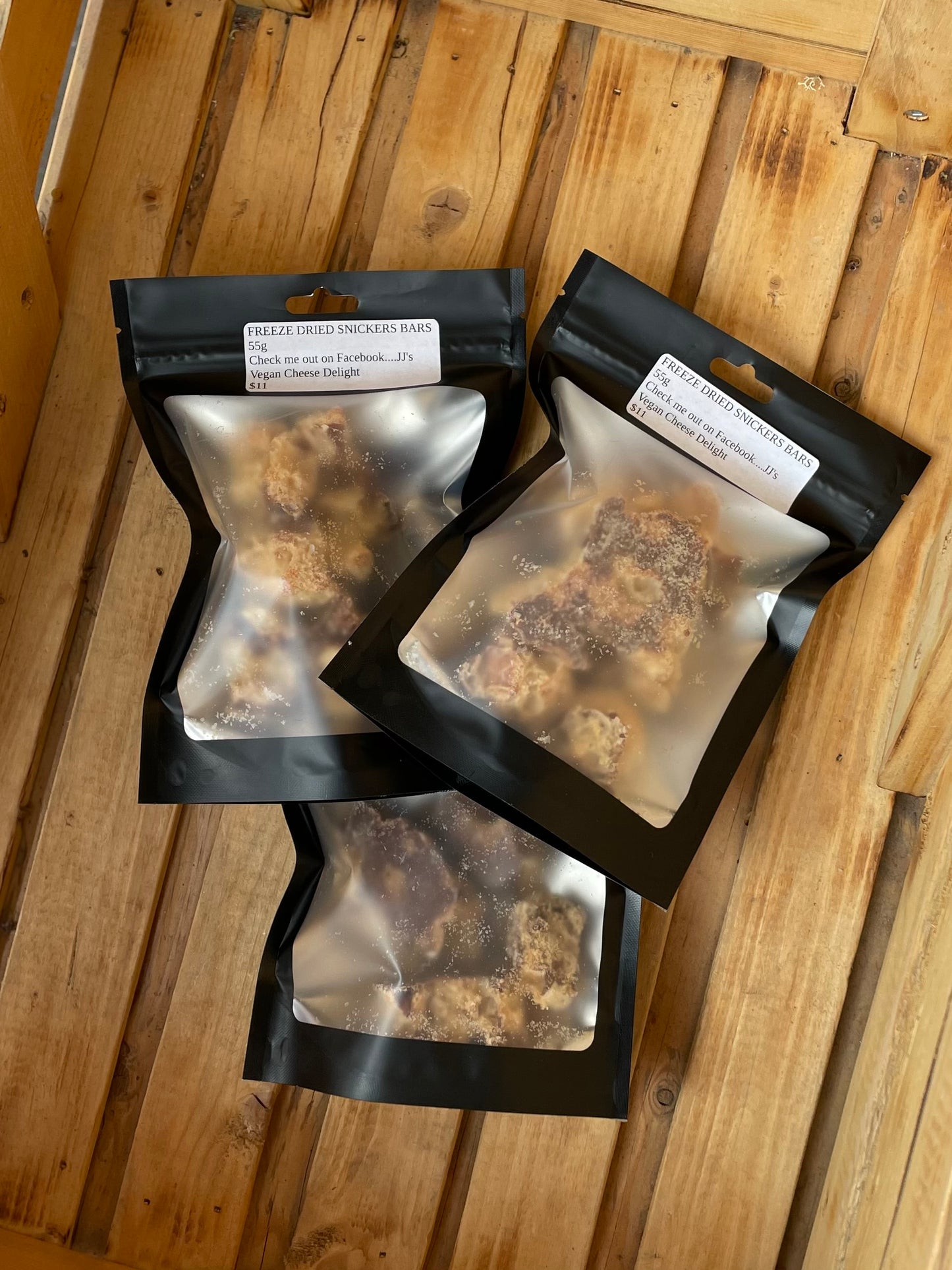 JJ's Vegan Cheese - Freeze Dried Snickers Bars