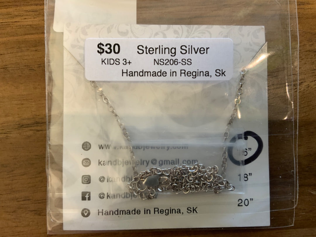 K&B Jewelry - Necklace.- Sterling Silver XO Heart Pendant - NS206-SS