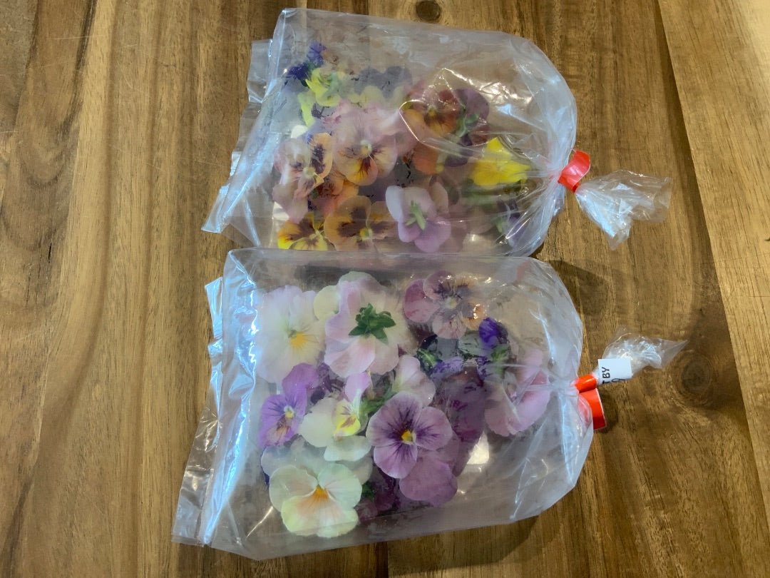 Floating Gardens - Edible Flowers - Violas (15)