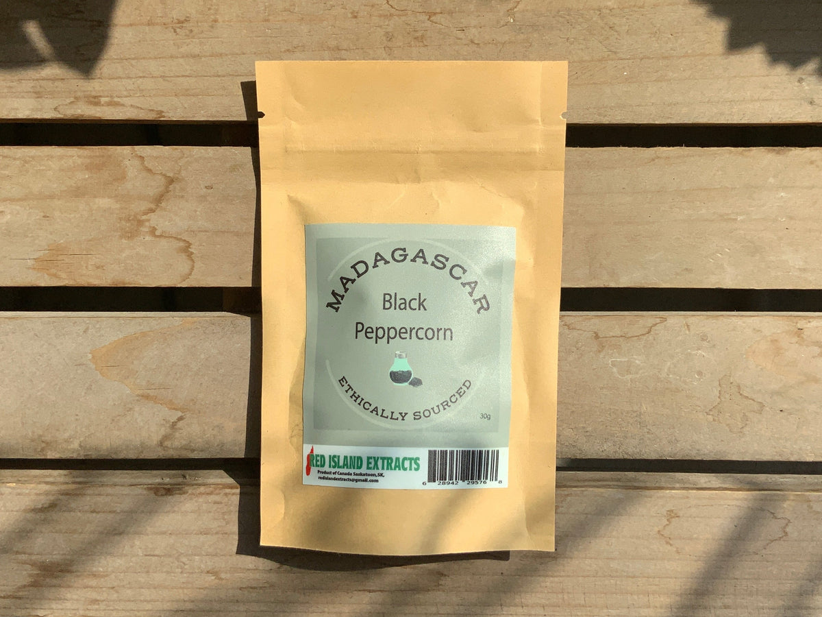 Red Island Extracts - Peppercorn - Black