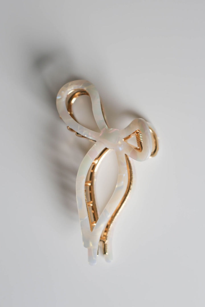 White Eco Acetate Large Hair Claw Clip Created Mother handmade & curated by Tanis Harder based out of Winnipeg, MB.