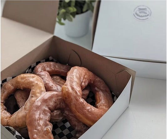 Mama’s Signature Spudnuts - Pre-Order - 6 Spudnuts for June 25th 2026: HALF CLASSIC GLAZE + HALF CINNAMON SUGAR