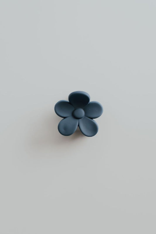 Created Mother - Flower Hair Claws - Blue
