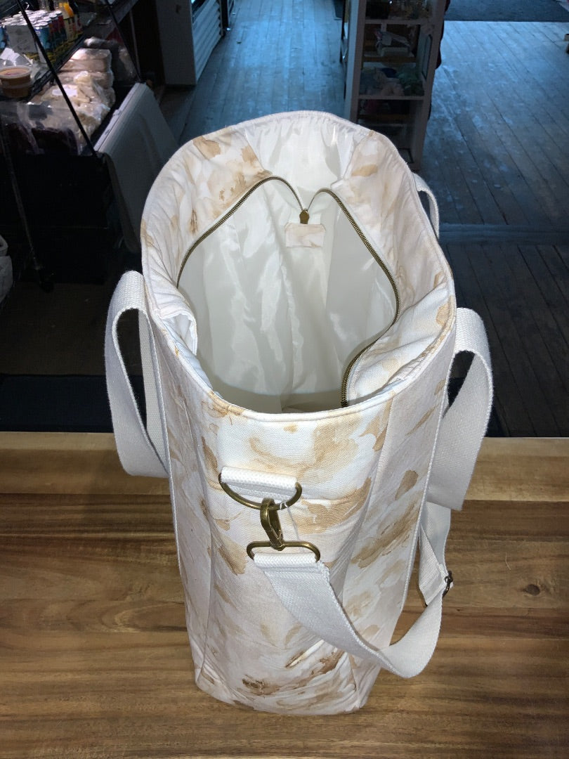 Seven Threaded Acres - Heritage Bag - Light