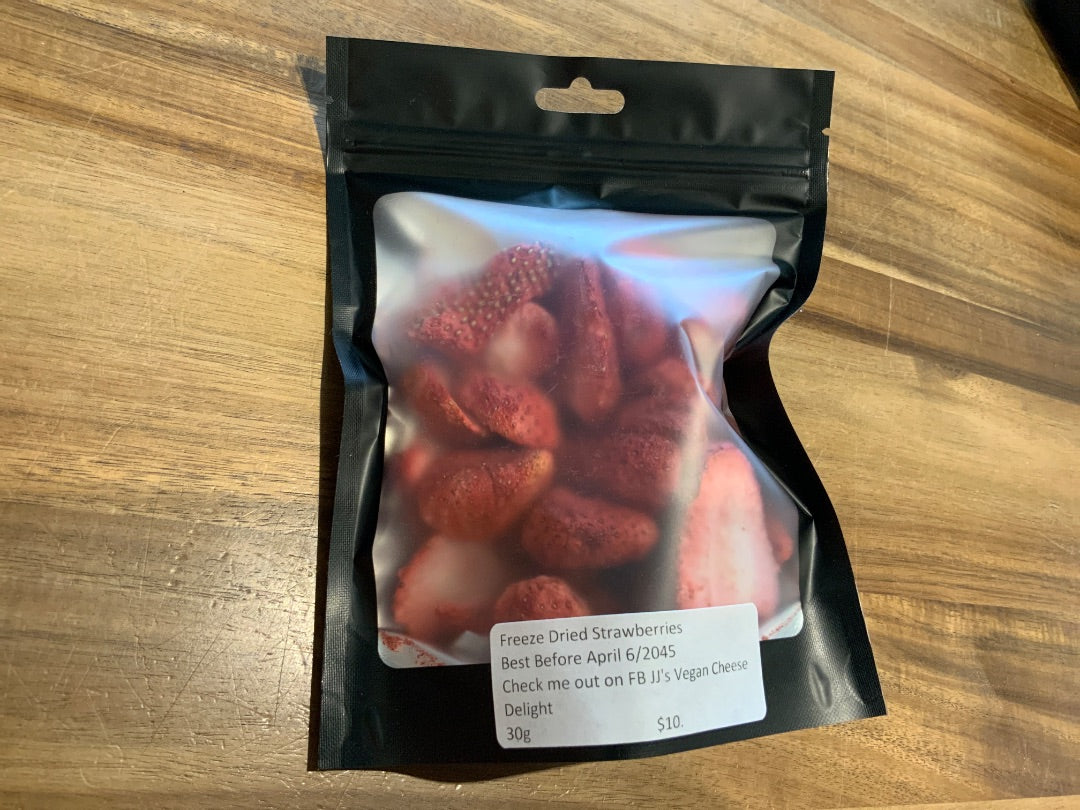 JJ's Vegan Cheese - Freezedried Strawberries - 30g