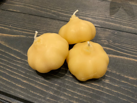 Five of Hearts - Garlic Candle
